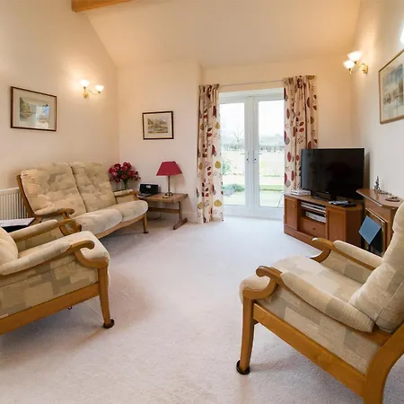 2 Bed In Harrogate District Hh087 *