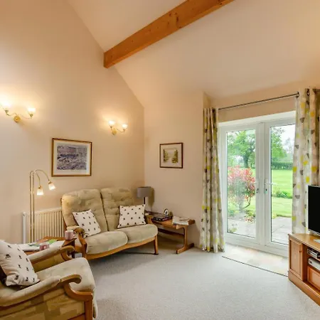 2 Bed In Harrogate Oc-hh087 Feriehus Stainburn